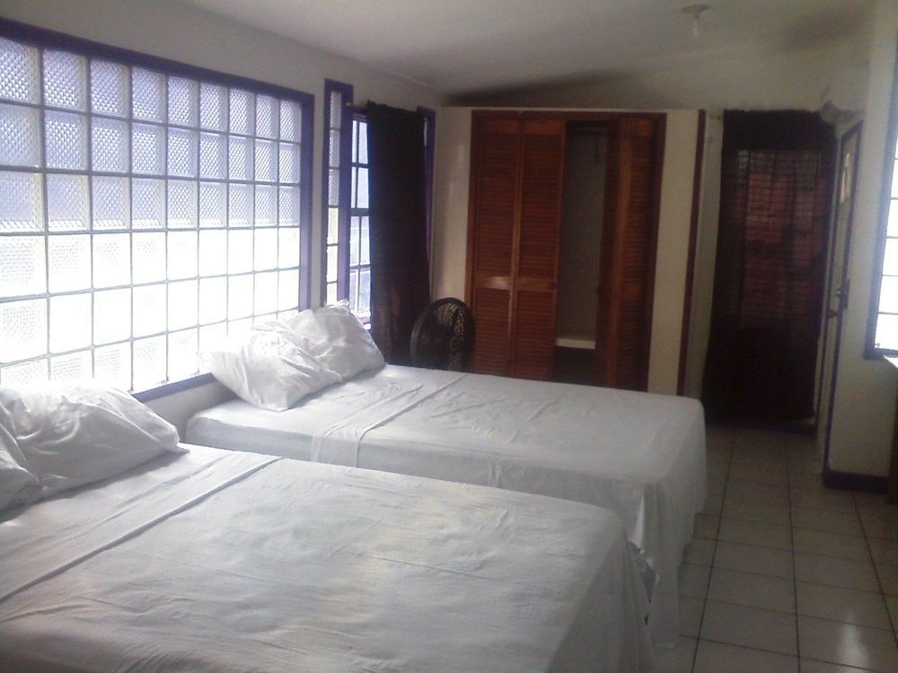 Amelia Guest House San Pedro  Εξωτερικό φωτογραφία